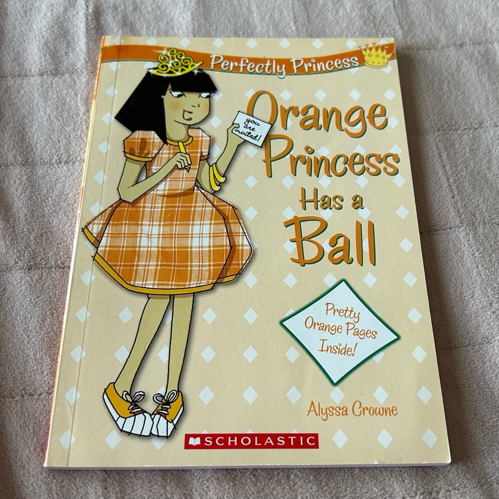 🆕Bundle of Perfectly Princess Books - Picture 2 of 7